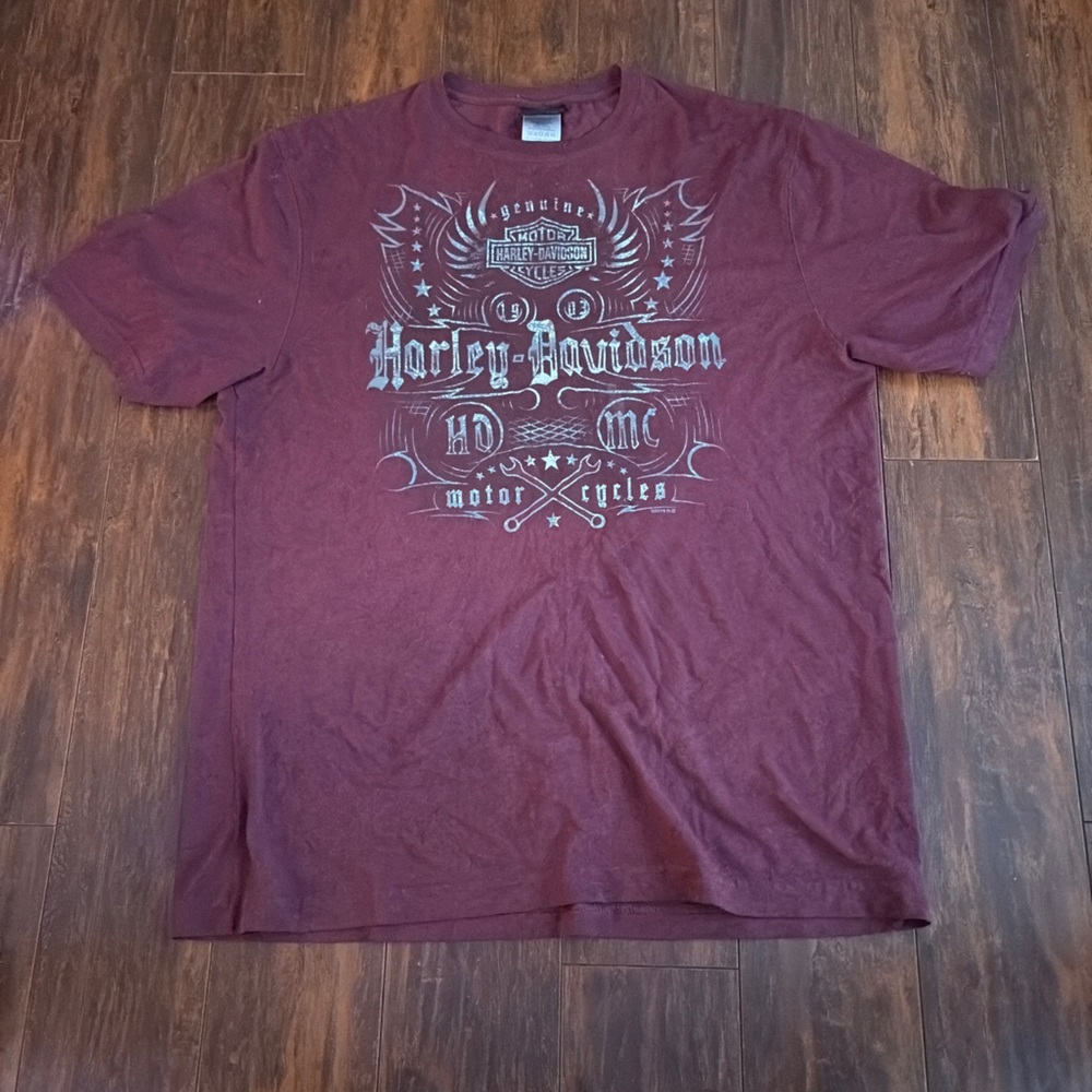 Super rare Harley-Davidson maroon Tee